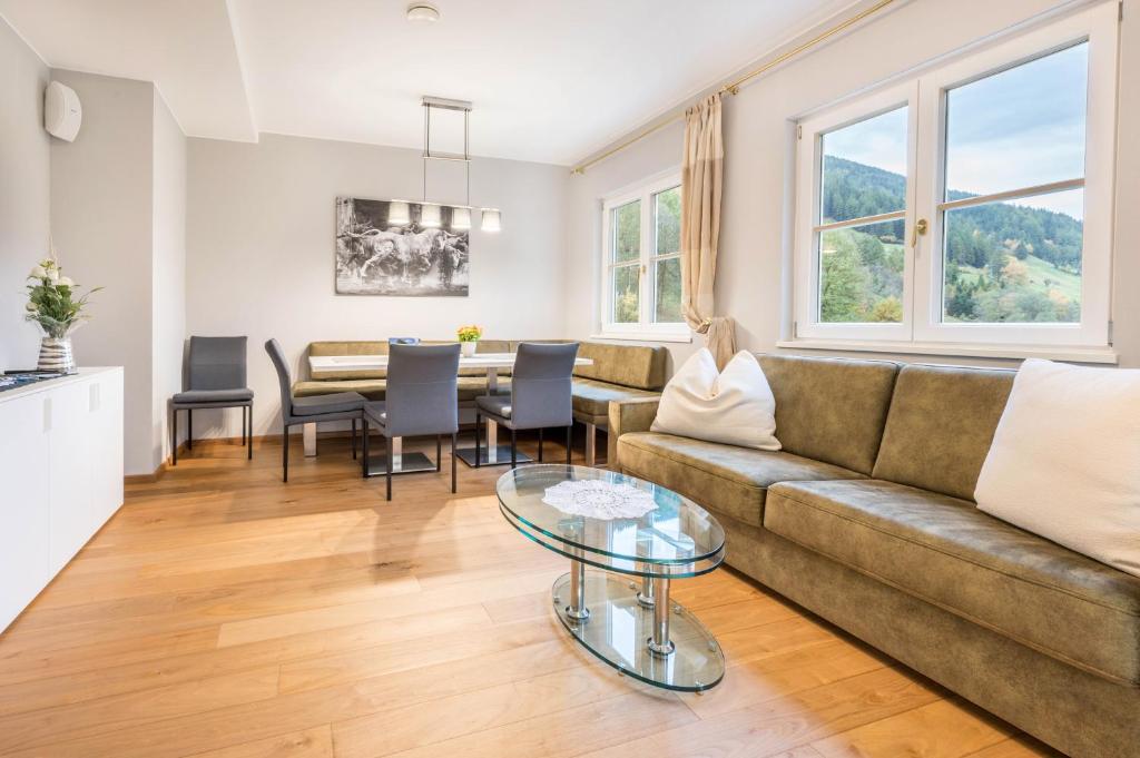 Alpen Living - 2 Stock - 1