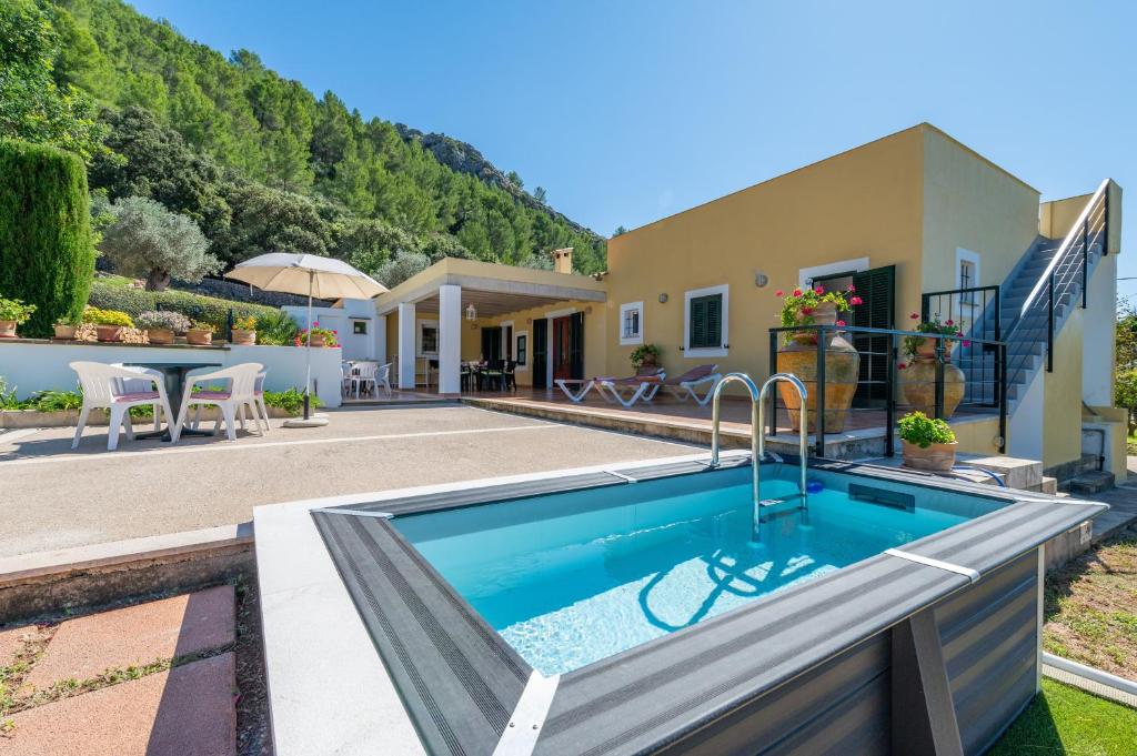 Finca Tirana - 1