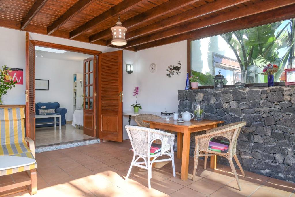 Bungalow Playa Bastián - 4