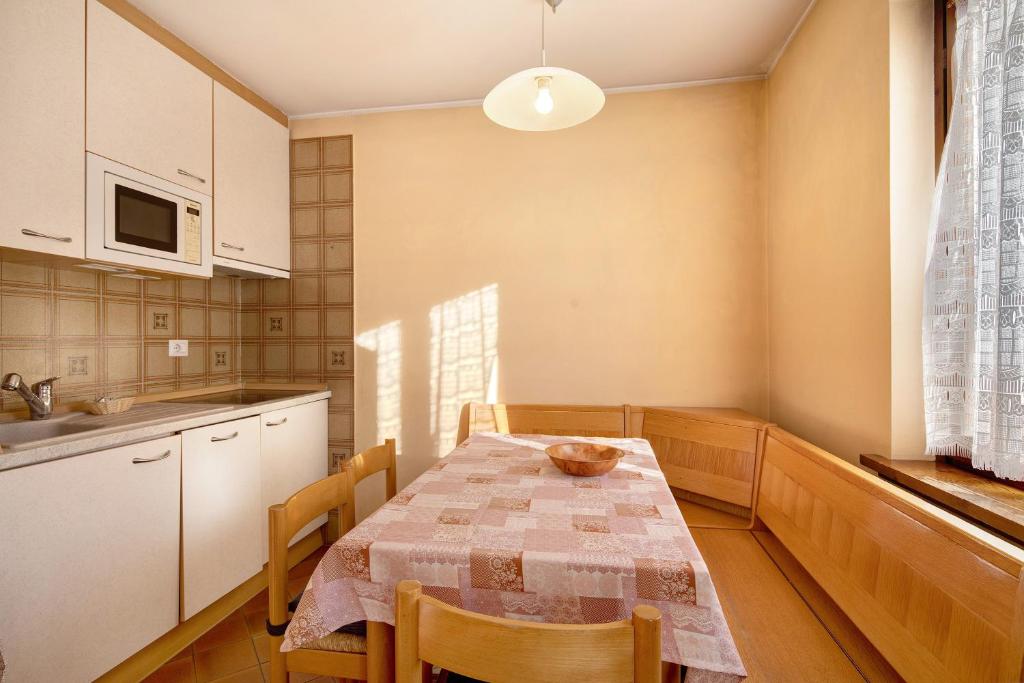 Chalet Meridiana Appartamento 3 - 5