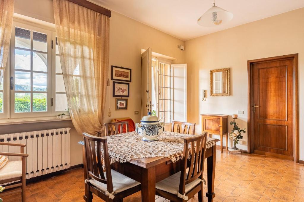 Tea Rose House - 2