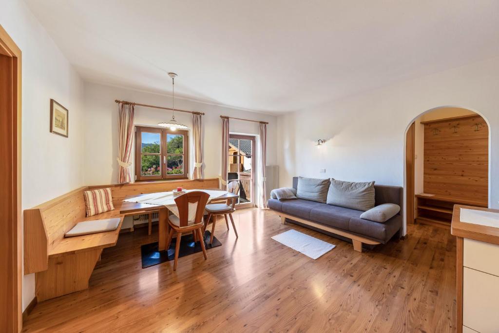 Florerhof Ferienwohnung Flieder - 2