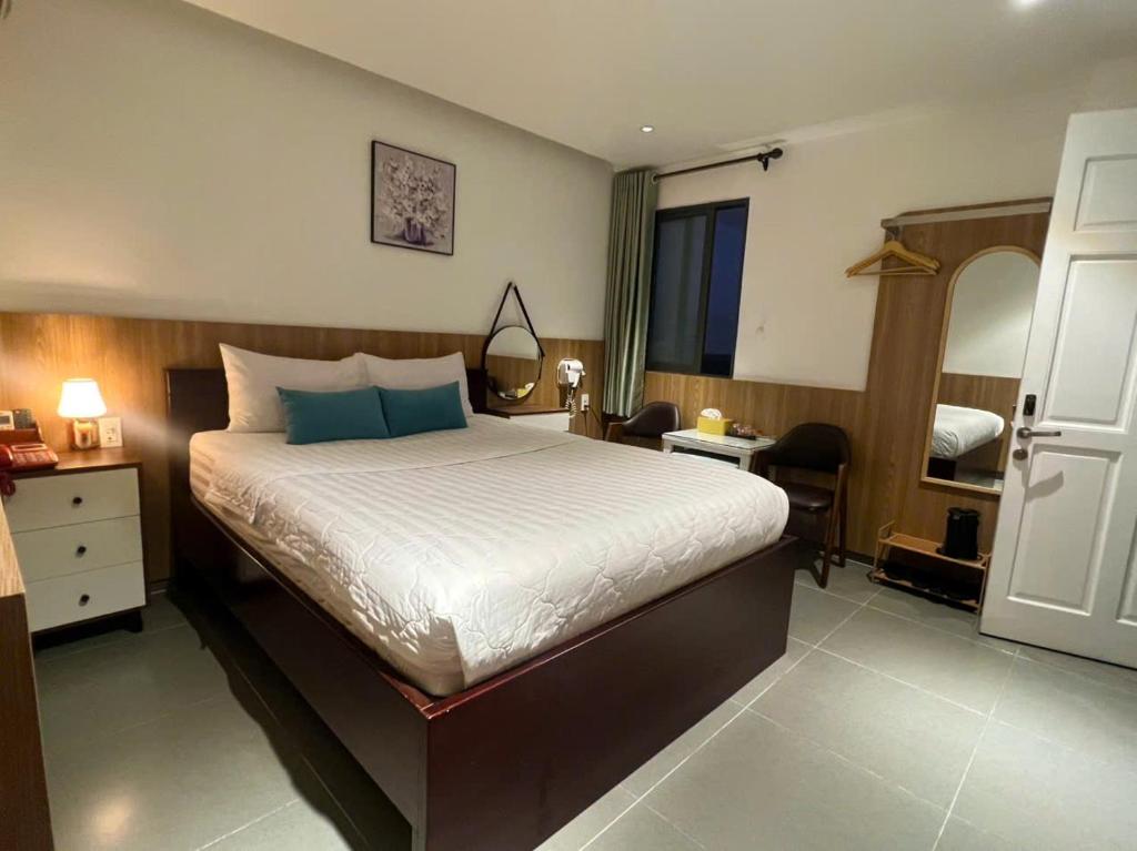 Dong Nhu Hotel