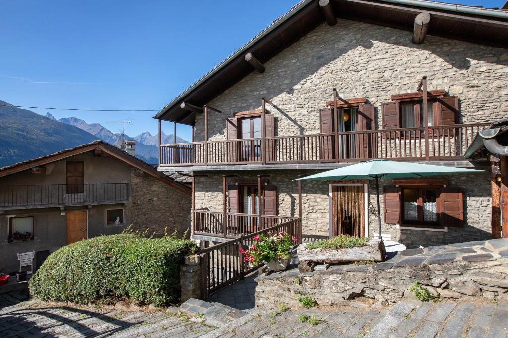 Casa Mauro con vista su Aosta - 1
