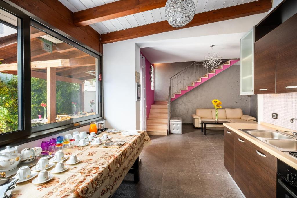 Elysium Luxe Suites - 5