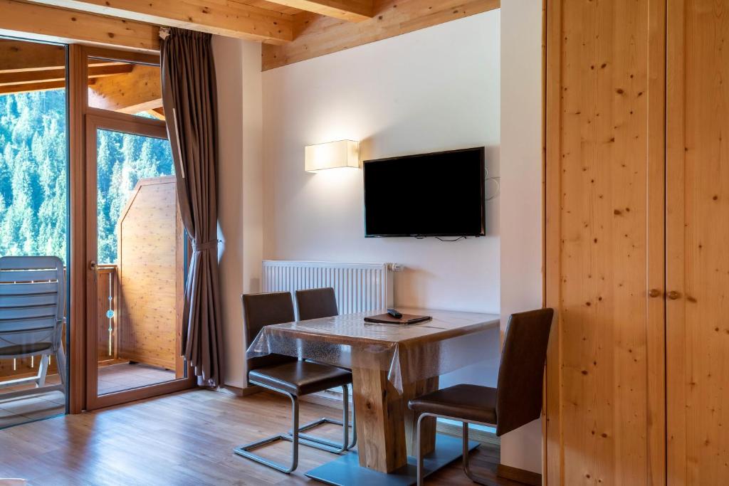 Hotel Residence Gardena Dolomites - 1
