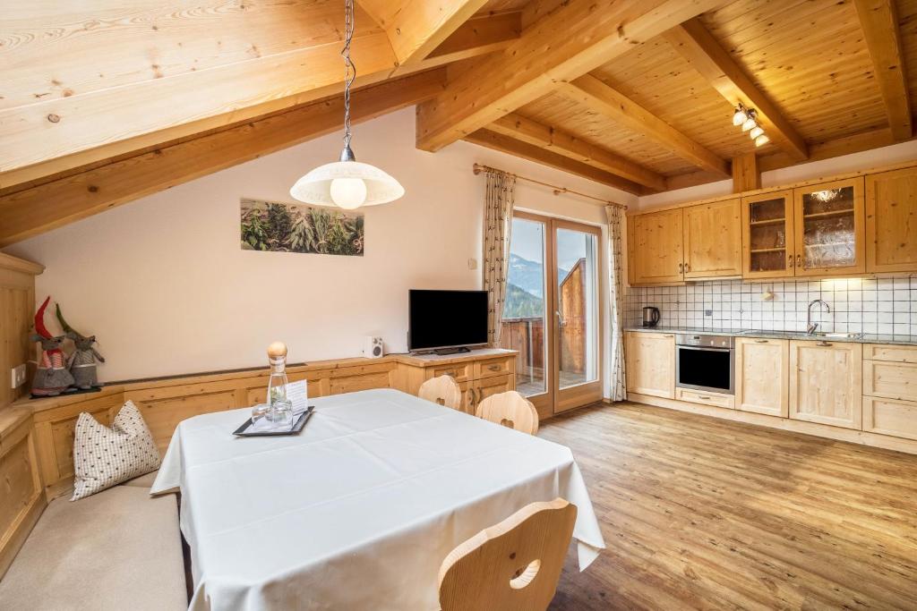 Stoffnerhof Apt Alpenrose - 4