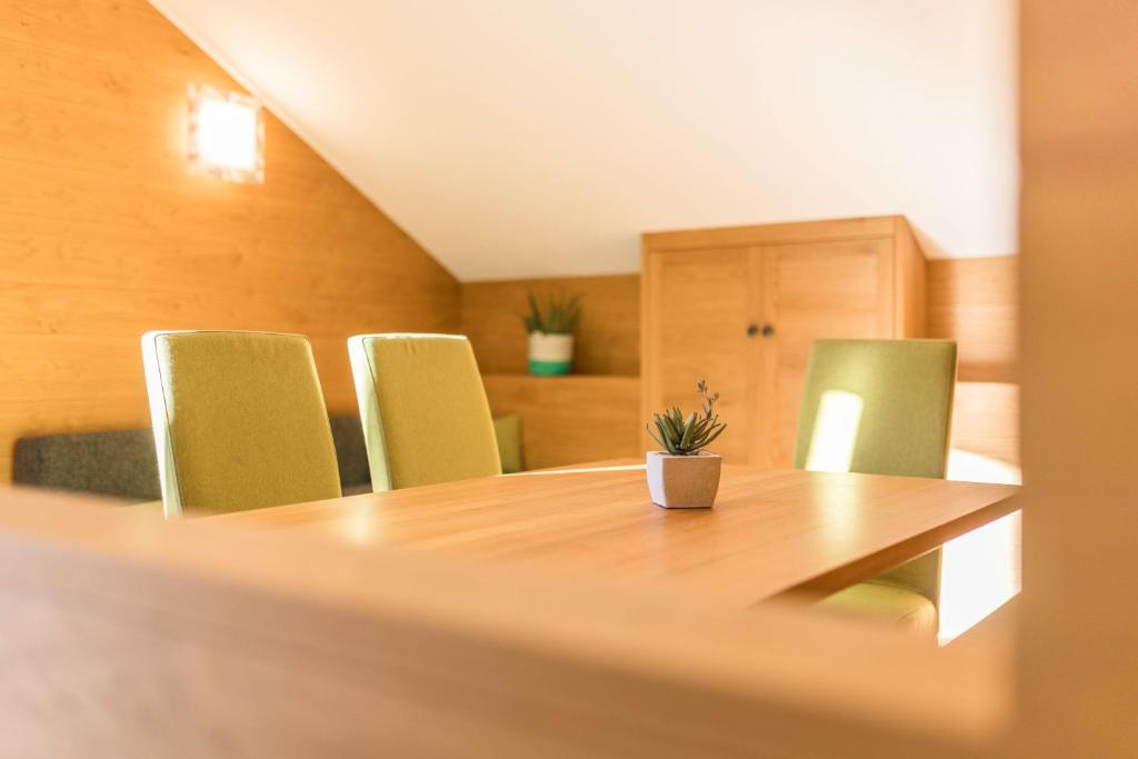 Rosalpina Apt 3 - 4