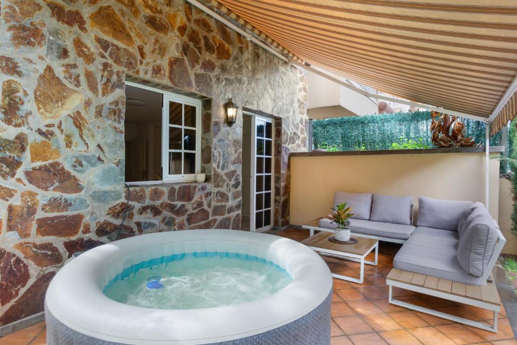 Preciosa Casa Con Jardín Privado - 4