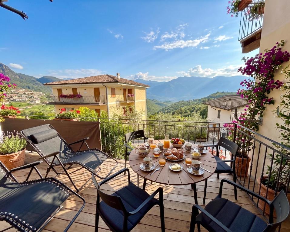 Voiandes balcony Apartment garden and pool - 1
