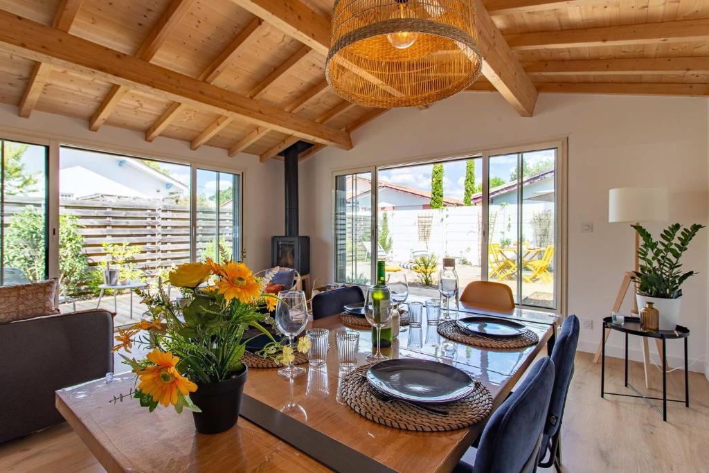 Maison rénovée avec jardin et terrasse - 4