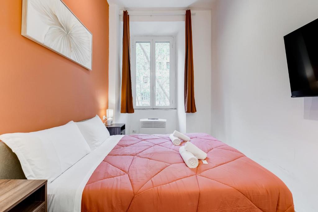 Luxury 4BR Apartment Newly Renovated, 2 Bathrooms, Smart Tv - 4