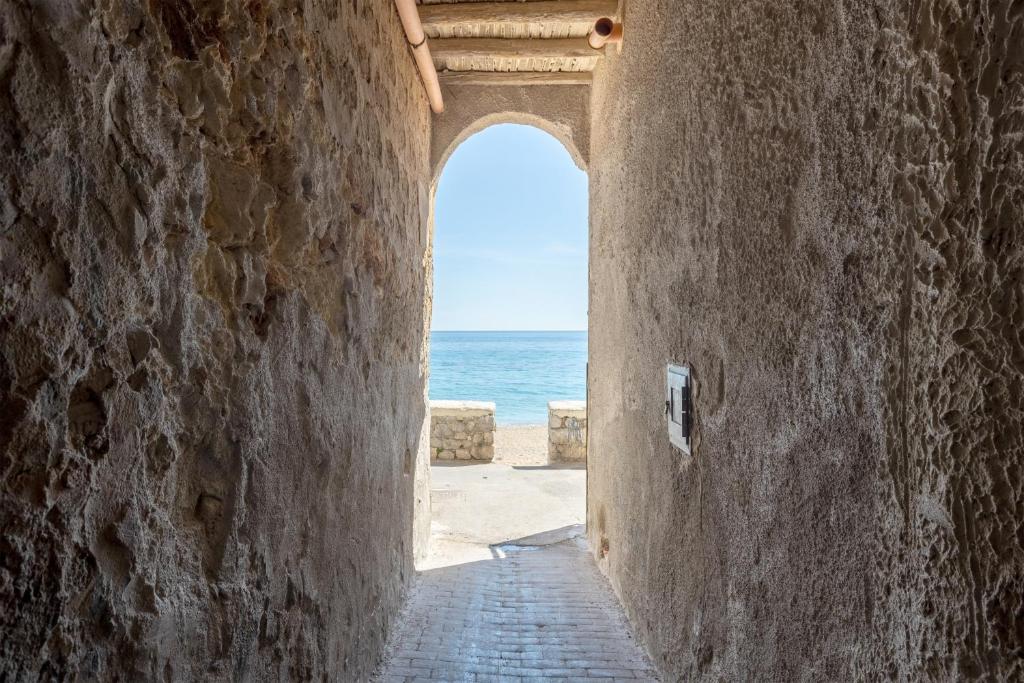 Una porta a mare - 1