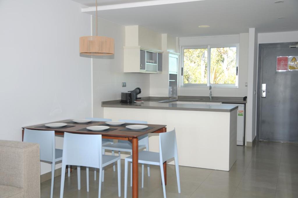 Apartamentos Bravosol - 4