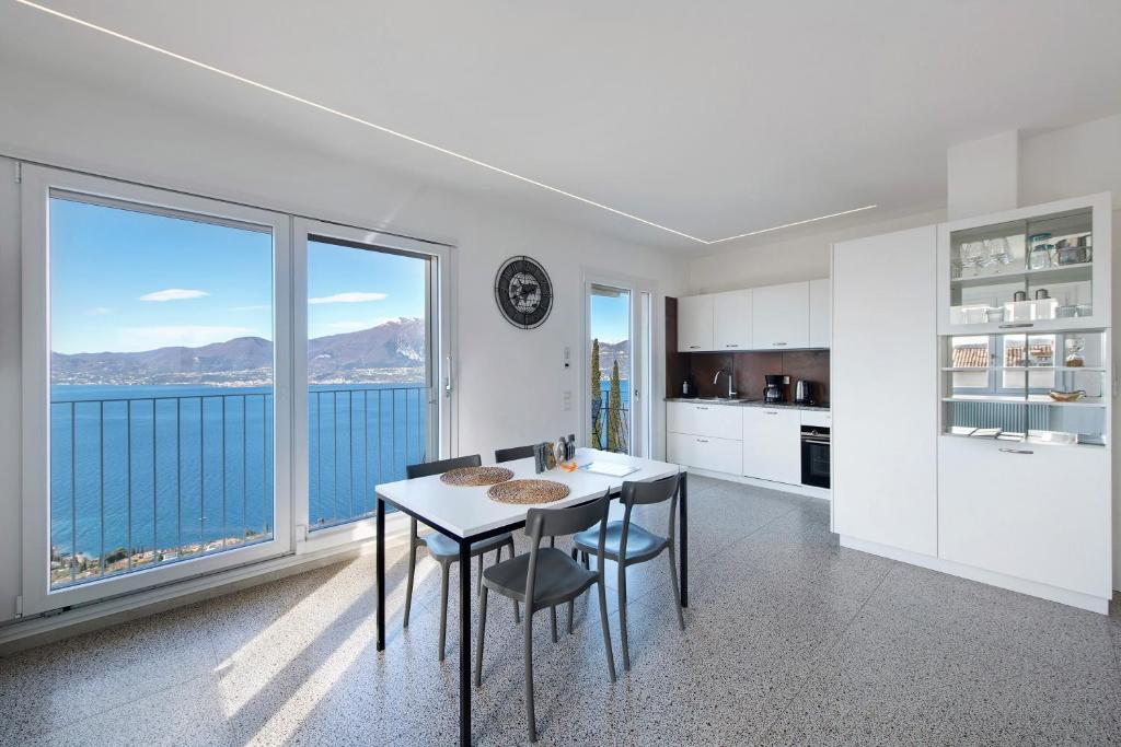 Casa Serena Lake View - 4