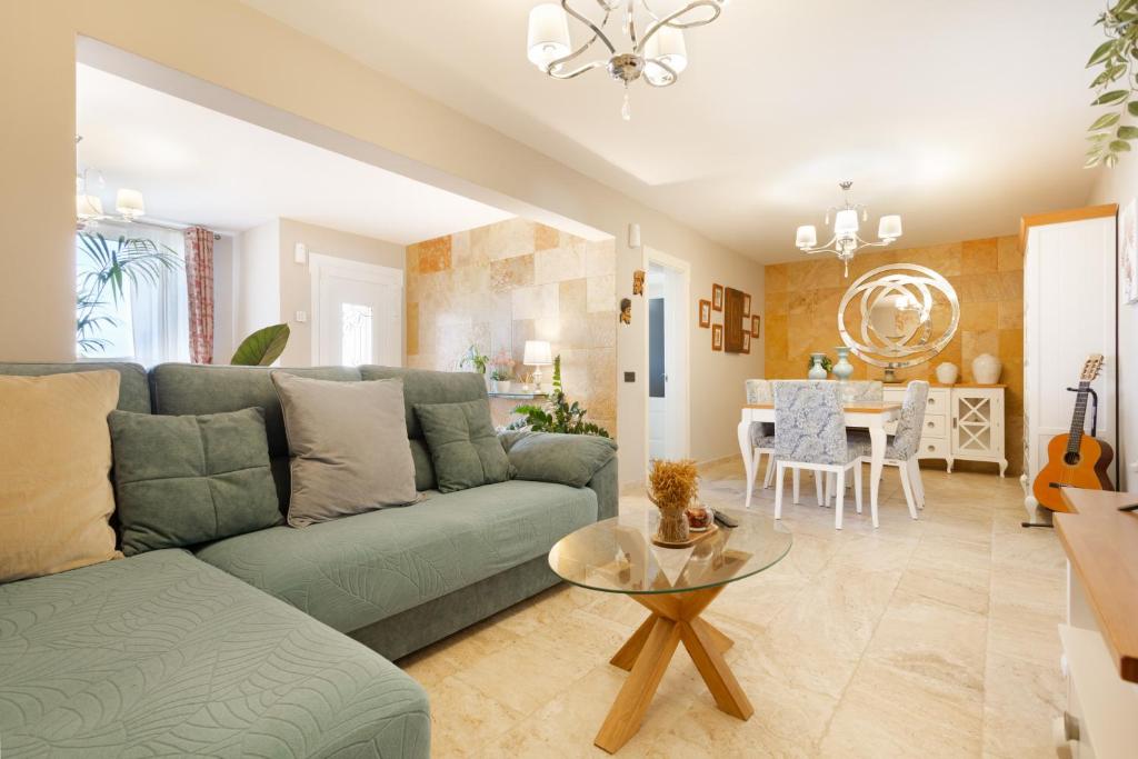 Casa Kentia - 5