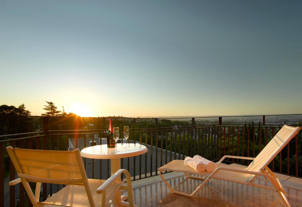 Parador De Cordoba Photo 36