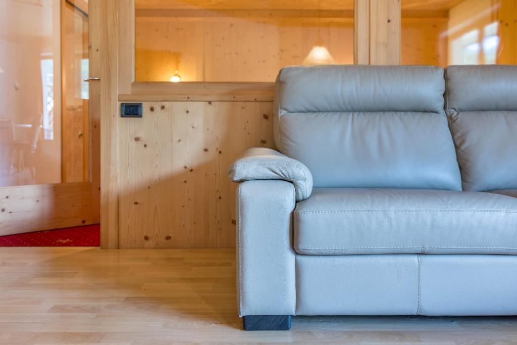 Hotel Residence Gardena Dolomites 2 - 5