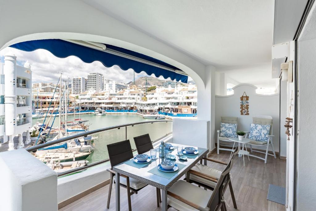 Luxury Marine Apartment Wifi - 4