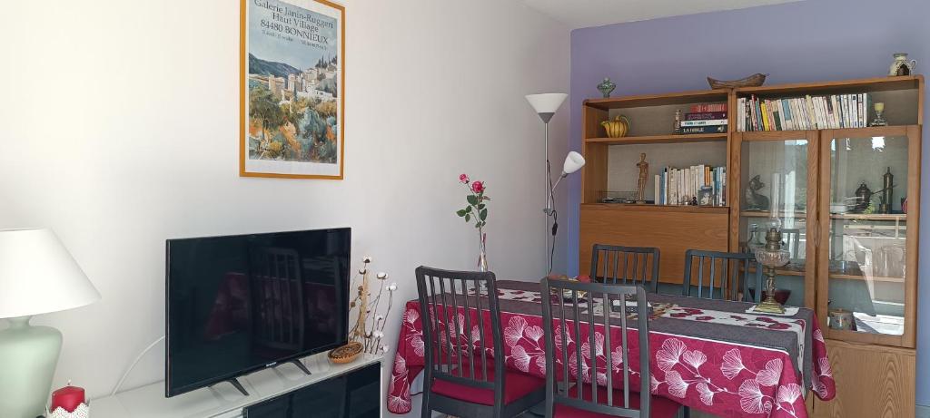Cosy Appartement climatisé avec terrasse à 10 mn plages et gare - 5