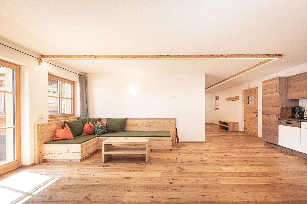Kofler zw den Wänden Apt Zirm - 1