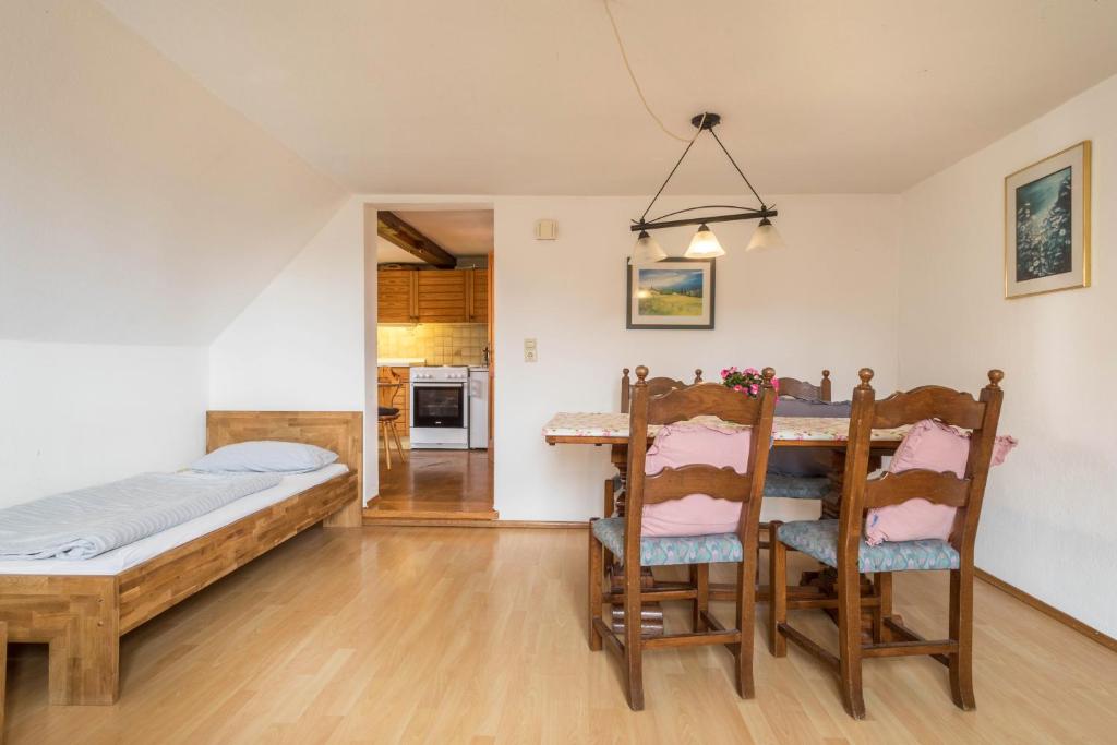 Ferienwohnung Achraintal 1 - 5