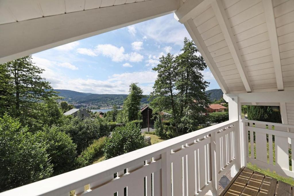 Chalet Superbe Vue Sur Le Lac - 2