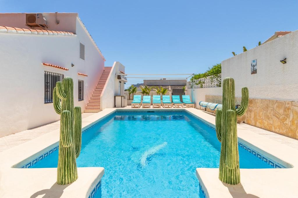 Villa Carolima - Heated Pool - 2