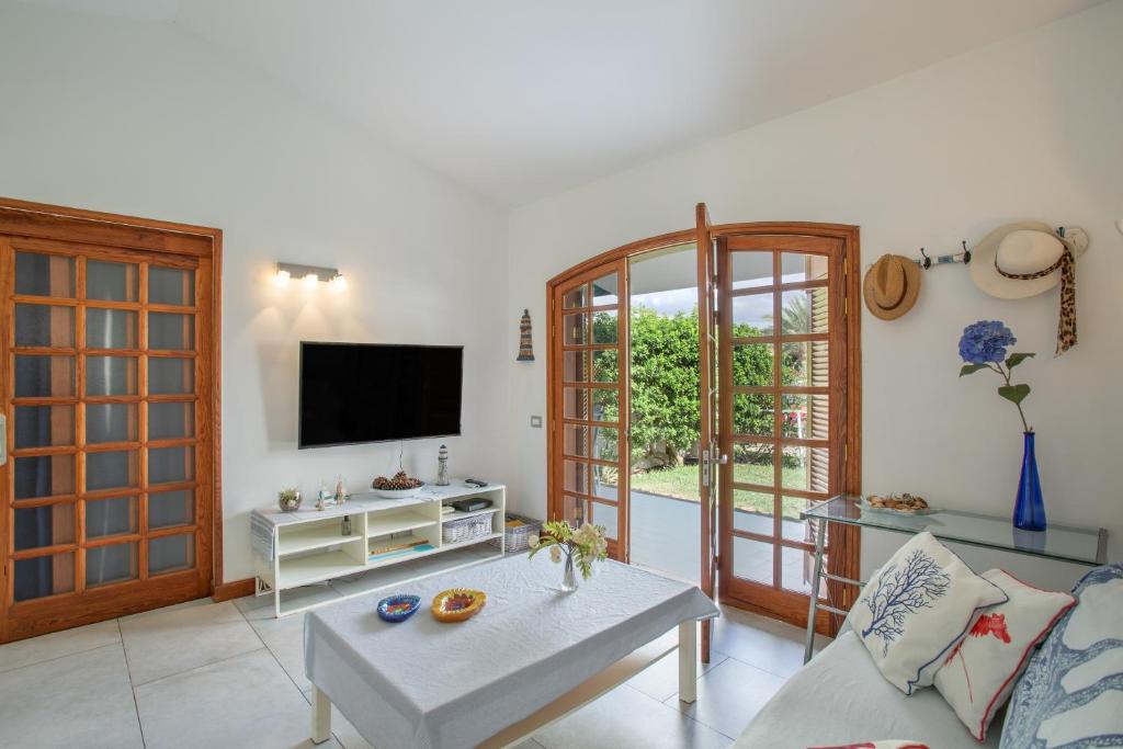 Wonderful Bungalow in Maspalomas - 4