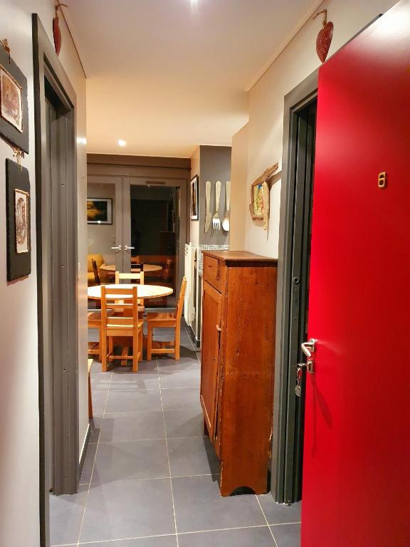 Small Cozy Nest In Morillon - 2