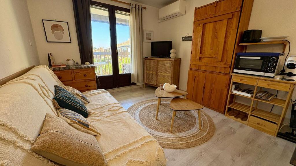 Studio cosy avec clim, piscine, plage du Grazel à 300m - GN020-210 - 2