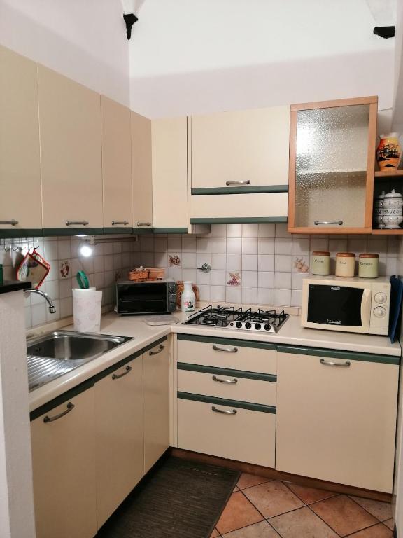 Casa Nives, a lovely and very central apartment - 4