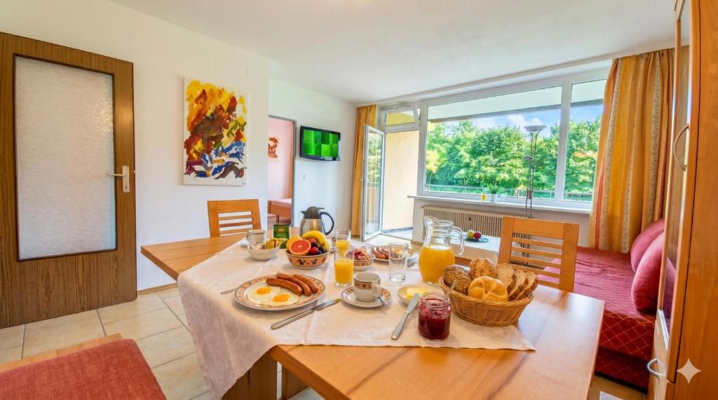 KARL Haus KMB Seeappartement am Ossiacher See, Hallenbad, Skiarena Gerlitzen - 2