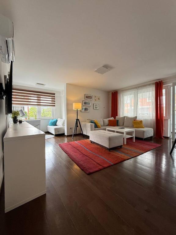 Z's Sunny Getaway Aparment - 2