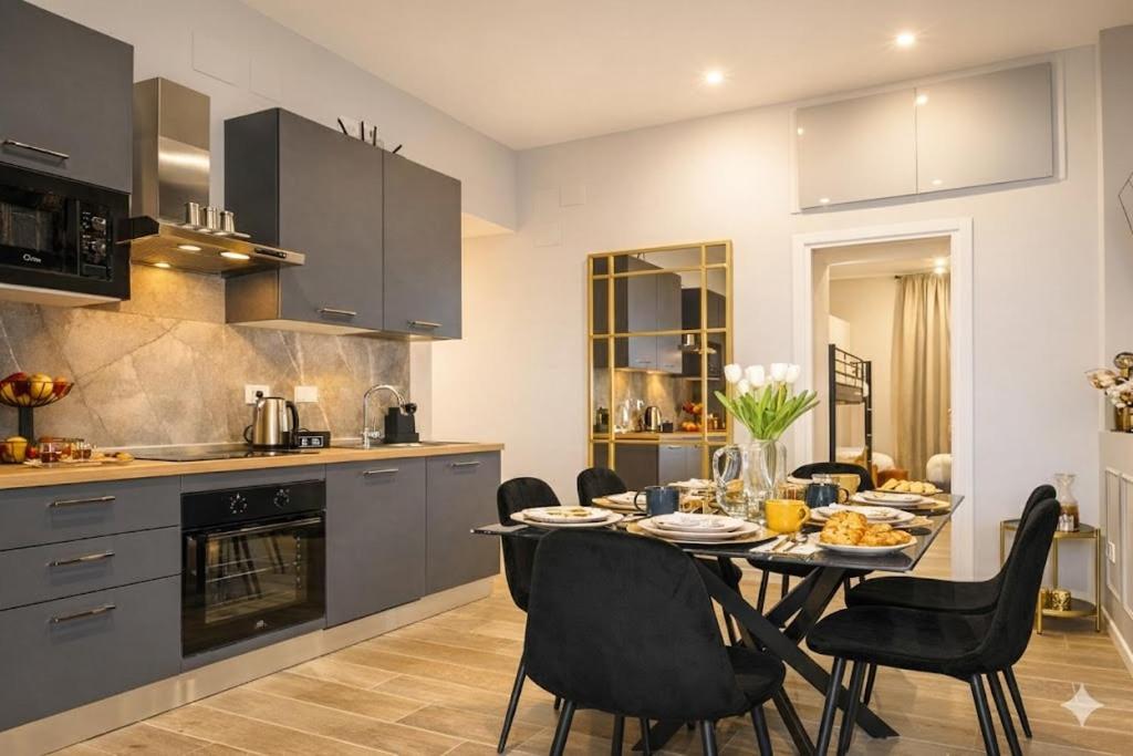 THE SUITEST CHARME Boutique Holiday Apartment Zona Colosseo - 4