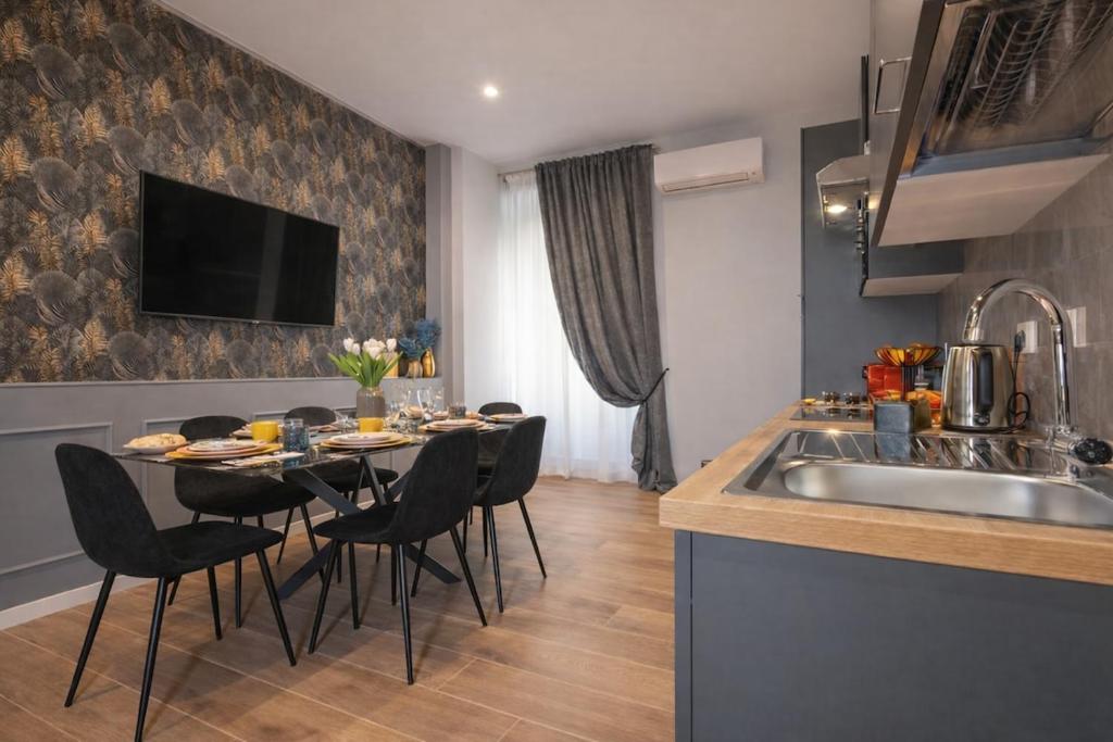 THE SUITEST CHARME Boutique Holiday Apartment Zona Colosseo - 3