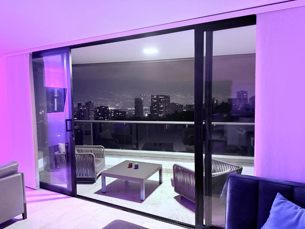 el Cielo - Luxury 3BR Condo - Jacuzzi - Pool - El Poblado - 1