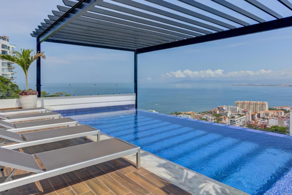 Peaceful Ocean View Retreat - 5