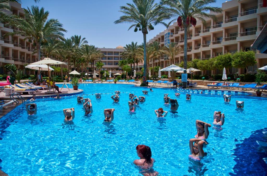 Sea Star Beau Rivage Hotel — Swimming pool in Hurghada, Red Sea