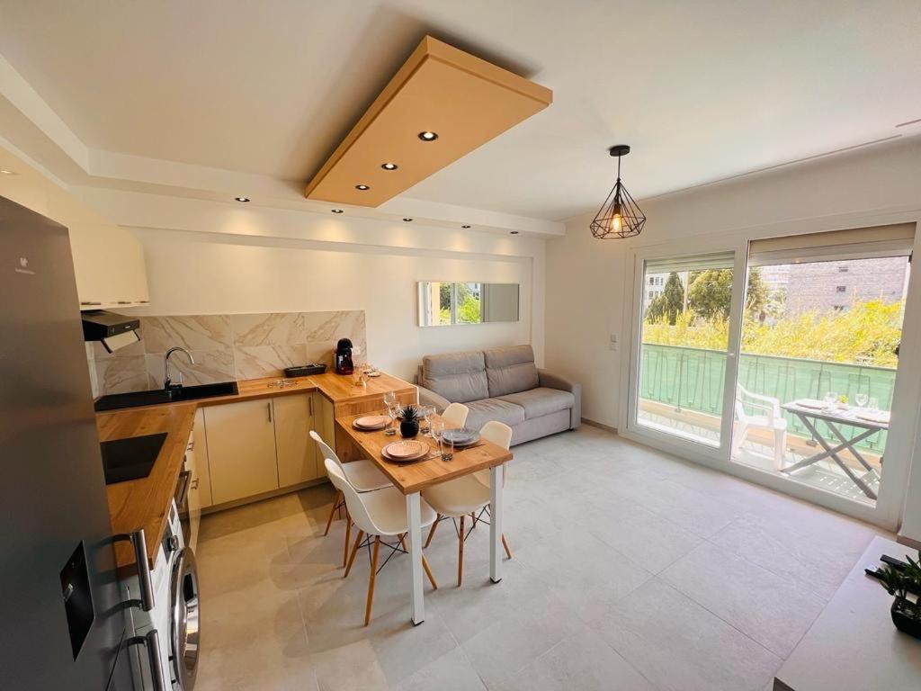 New 2-room, Comfort, 2 min beach, Air conditioning, Wifi, Terrace - 1