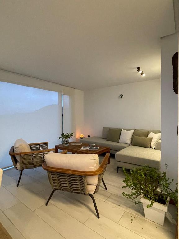 Villa Naia, a nature-led retreat in Manabí - 1