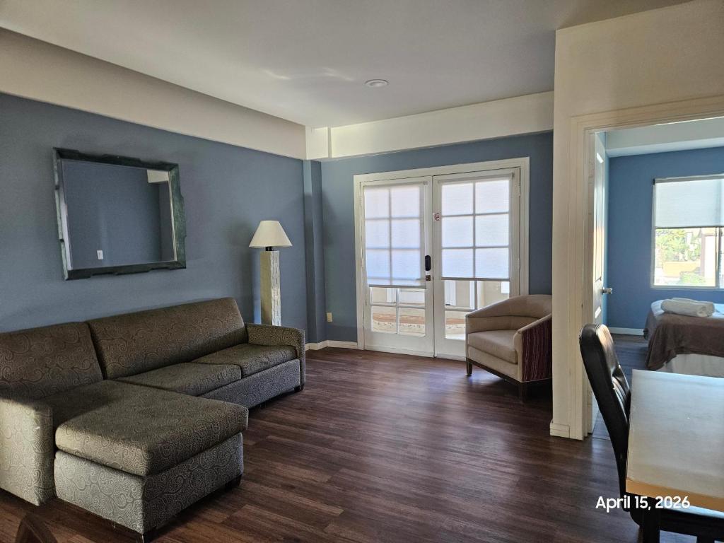 Modern apartment by Playas Bullring - 1
