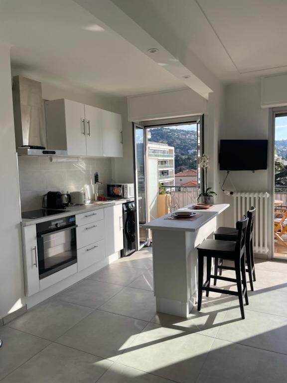 Central Cannes 10 min Palais Sunny Terrace Wi-Fi AC - 3