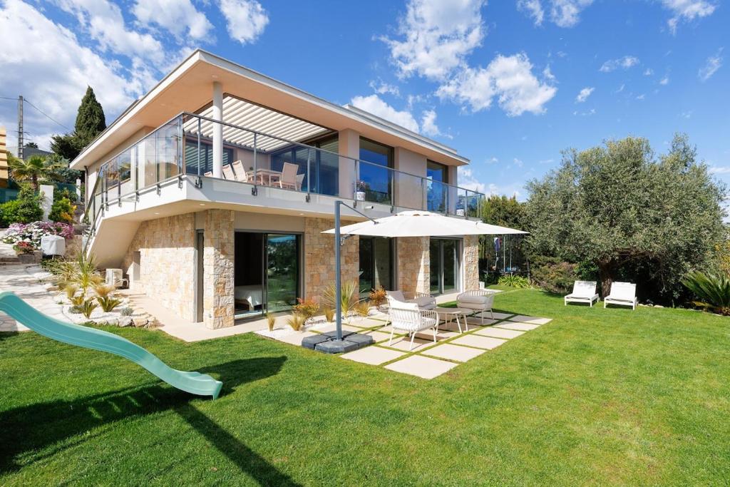 Villa luxueuse avec une magnifique vue à Mougins - 3