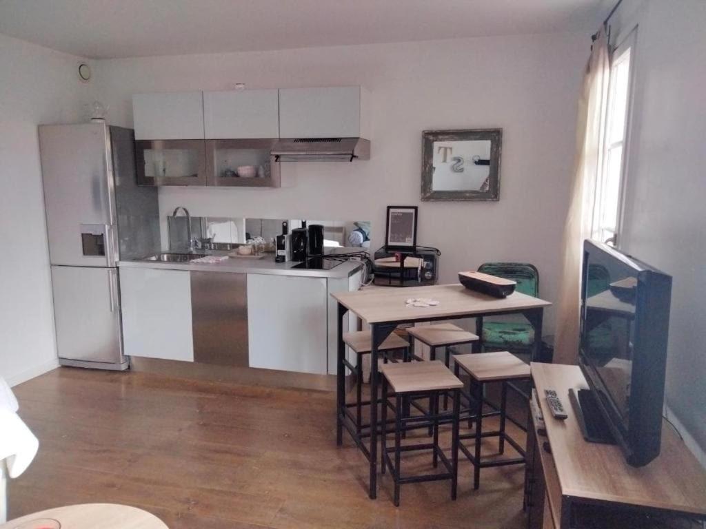 Le Roussel l City center l Shellter Rentals - 3