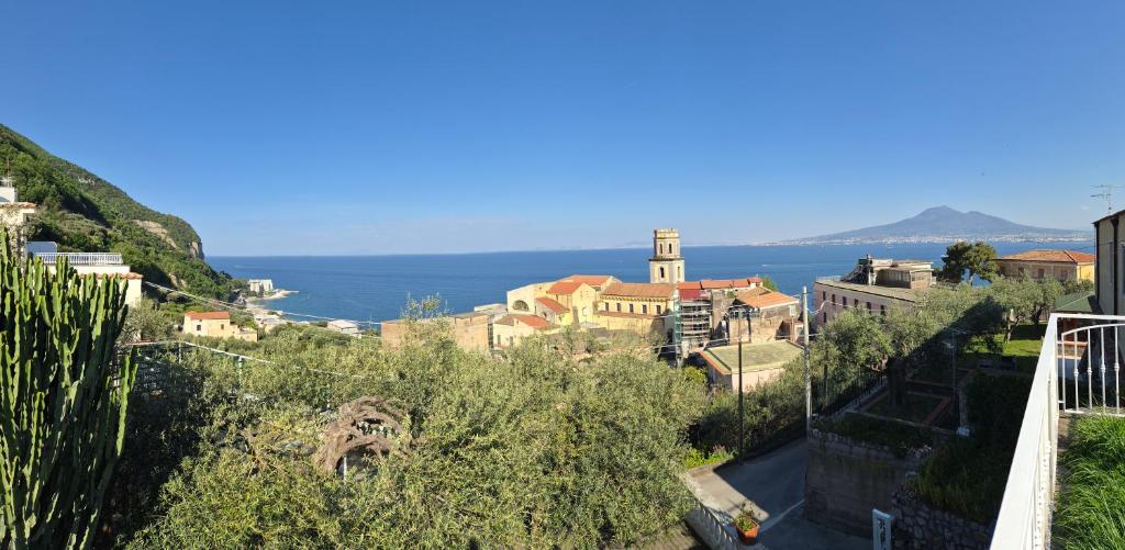 Hotel Lucia - 2