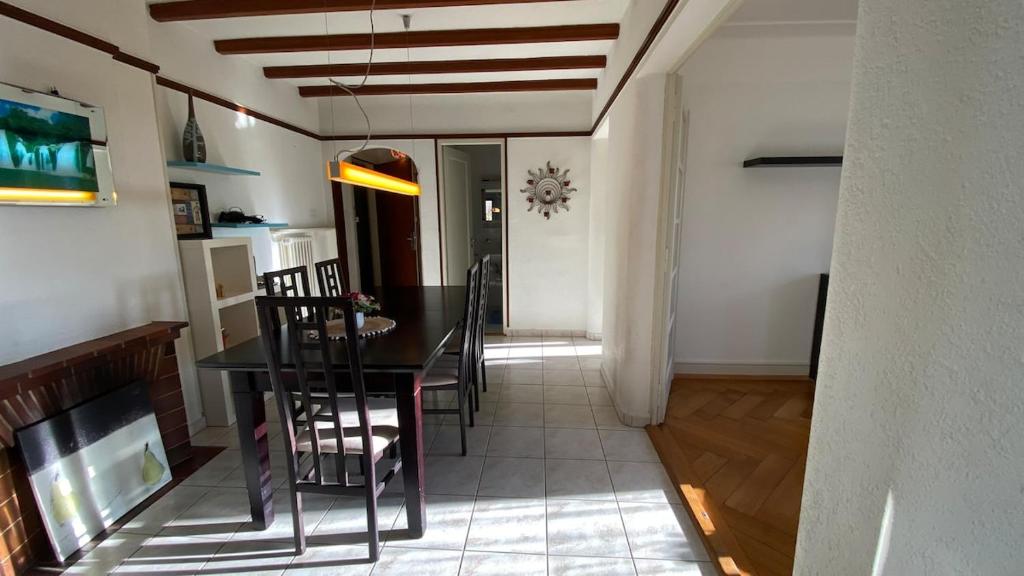 Central 3-Room Apartment with Balcony, Lausanne - 5
