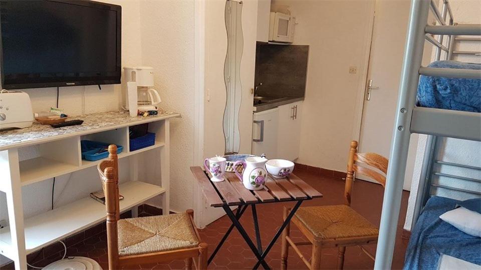 studio 2 personnes accès direct plage - parking privé - 2MIRA6BAT2 - 3