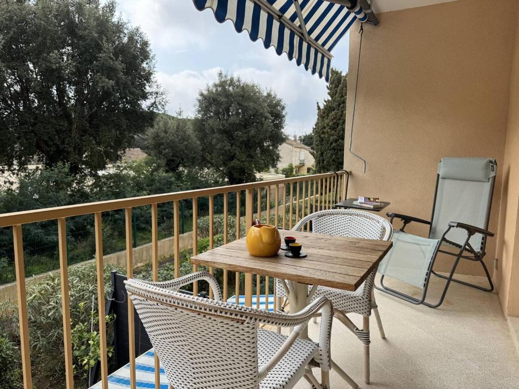 Appartement T2 climatisé avec balcon, WiFi et parking près du centre de Cavalaire-sur-Mer - FR-1-100-180 - 4