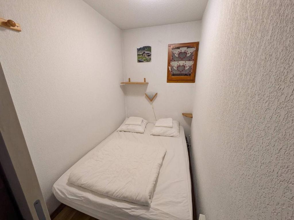 Appartement 4 pers., village, proche pistes, piscine l'été, commerces à pied - 3